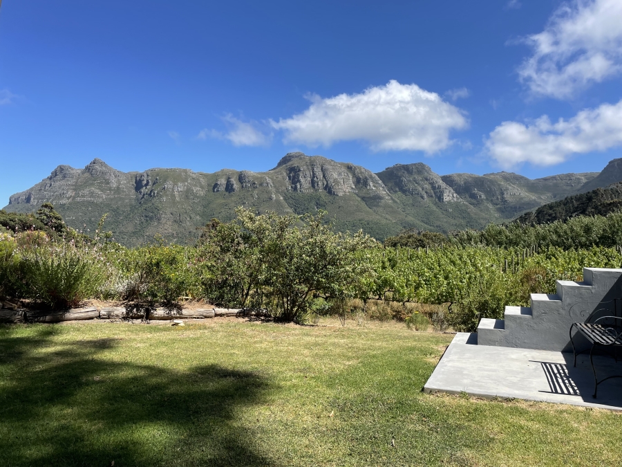 To Let 3 Bedroom Property for Rent in Constantia Nek Estate Western Cape
